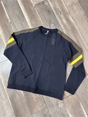 Mono B Crewneck Pullover